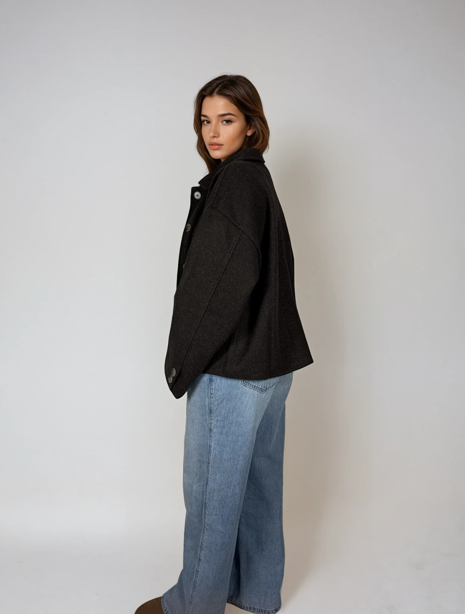 Kurzer zweireihiger Mantel